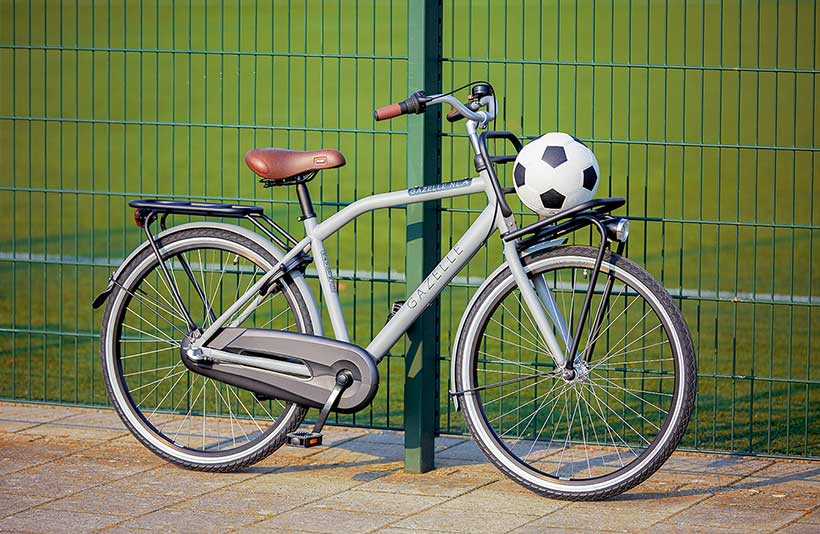 Een fiets die wel tegen een stootje kan door de krasbestendige lak, het zeer sterke aluminium frame en de gesloten kettingkast