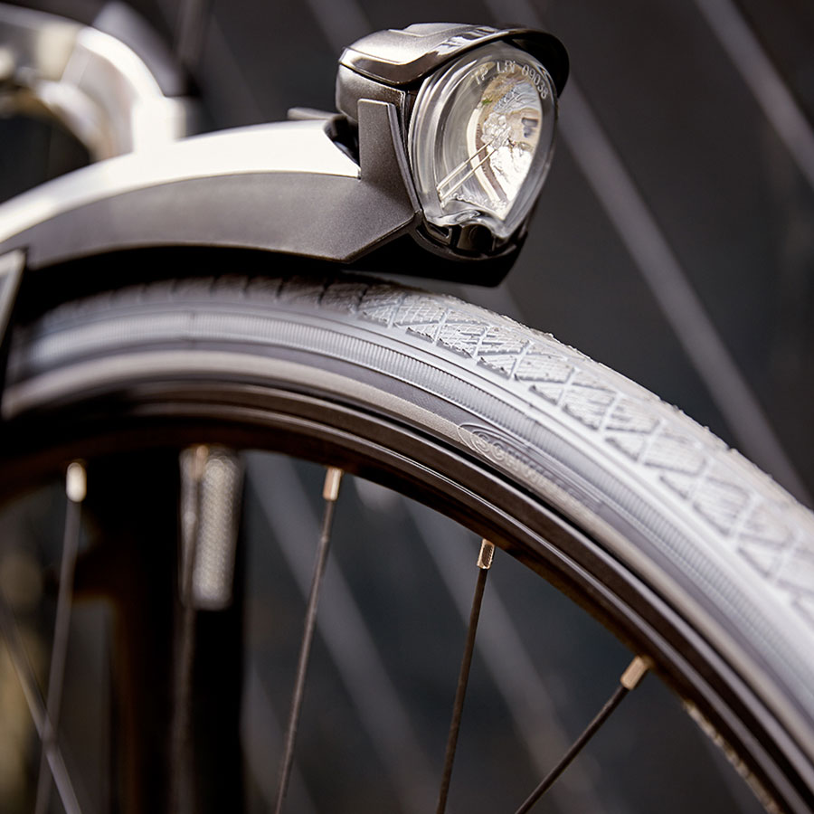 Paris combineert luxe en design als geen ander! Elegant en enorm stijf frame zorgt voor direct rijgedrag en weinig energieverlies.