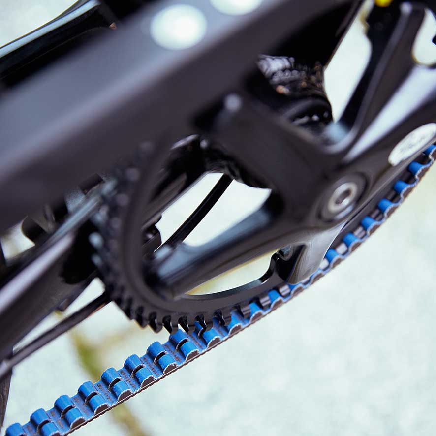 Edel, aber zugleich komfortabel dank der Shimano-Komponenten, spezieller Griffe und des einzigartigen Sattels.